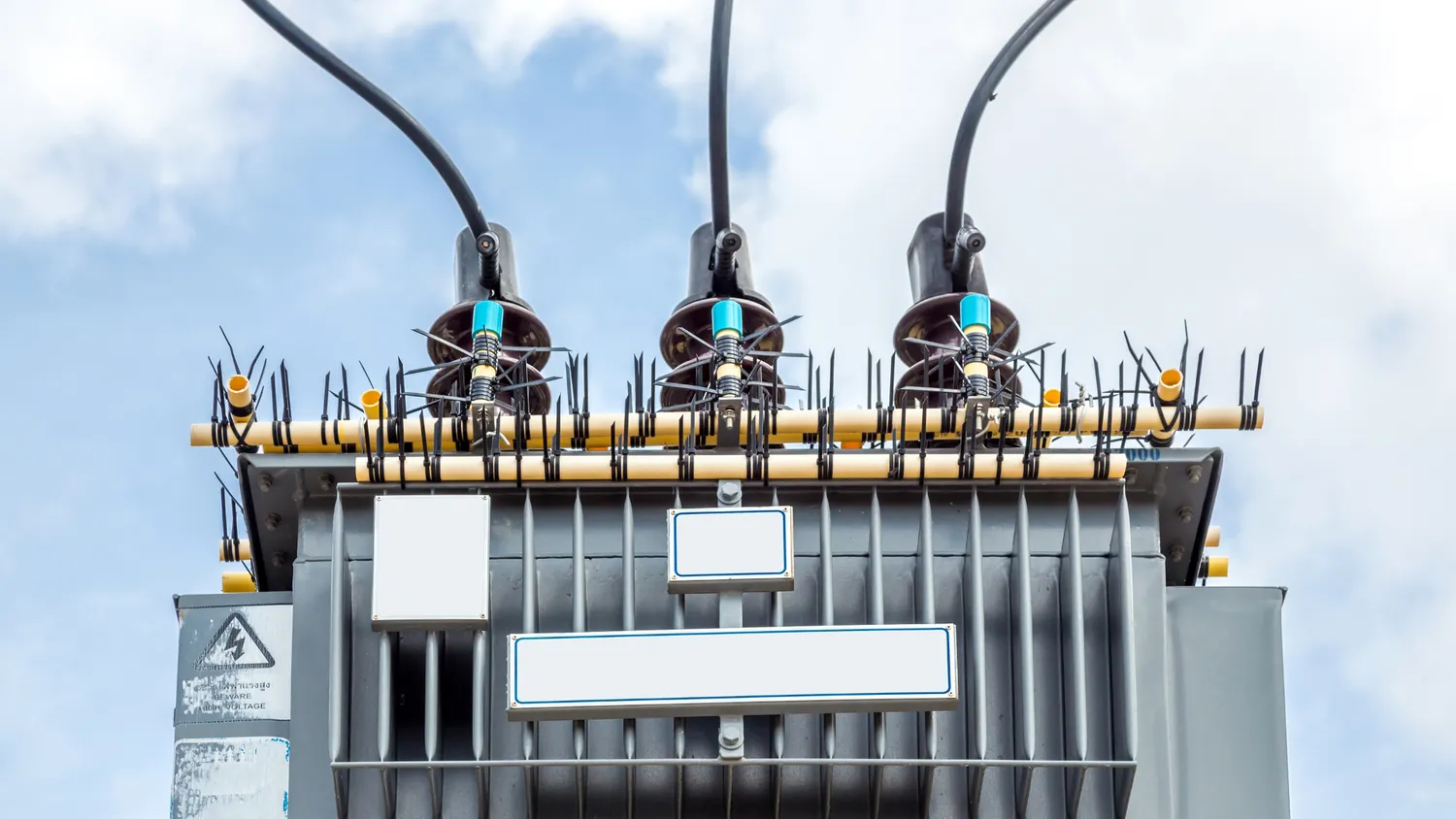 entreprise electricite industrielle la chapelle saint aubin